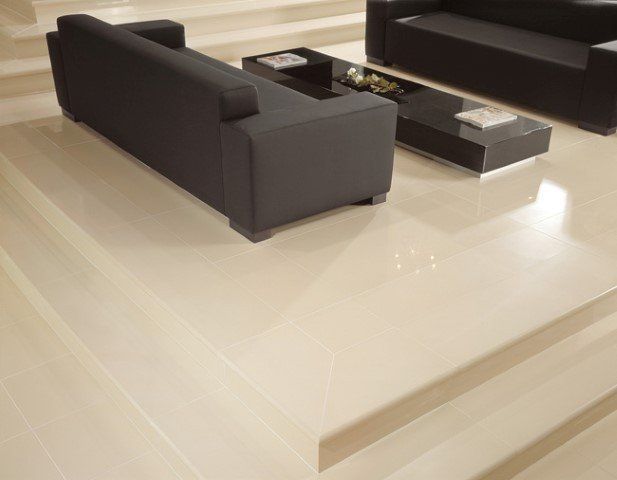 peldaños porcelanico gran formato