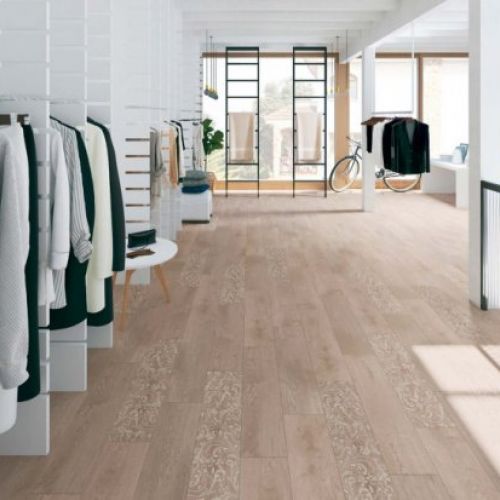 arco tienda de ropa con suelo de madera decorativa rect big